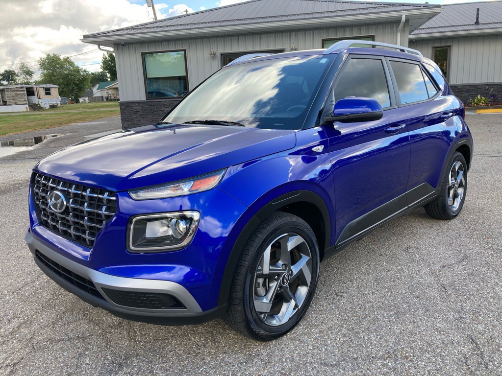 2023 Hyundai Venue Image 1