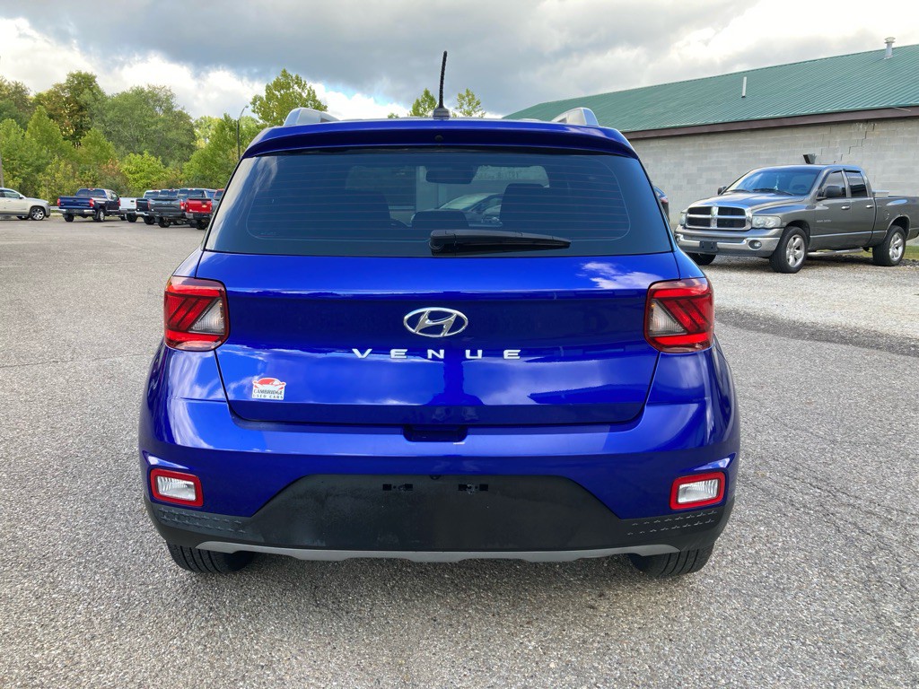 2023 Hyundai Venue Image 6