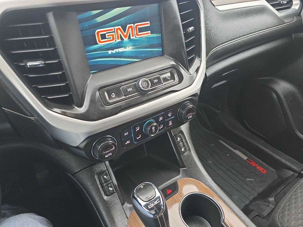 2019 GMC Acadia Image 4