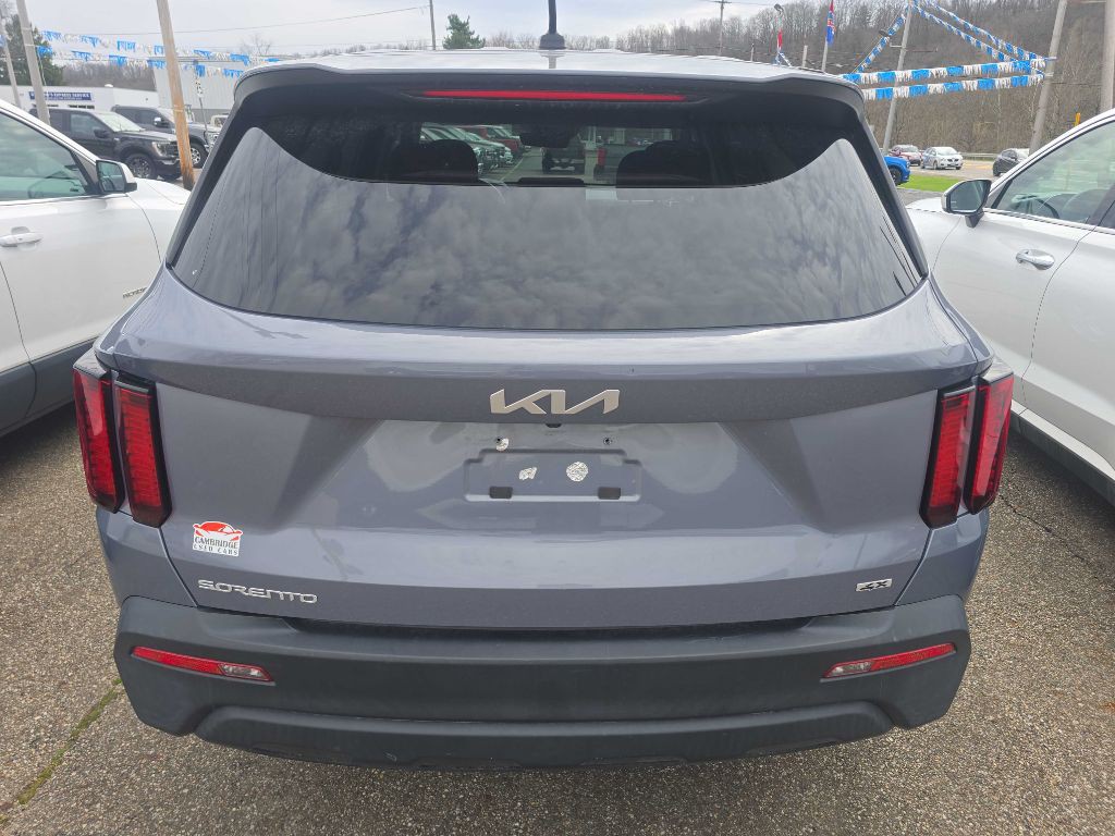 2023 Kia Sorento Image 3