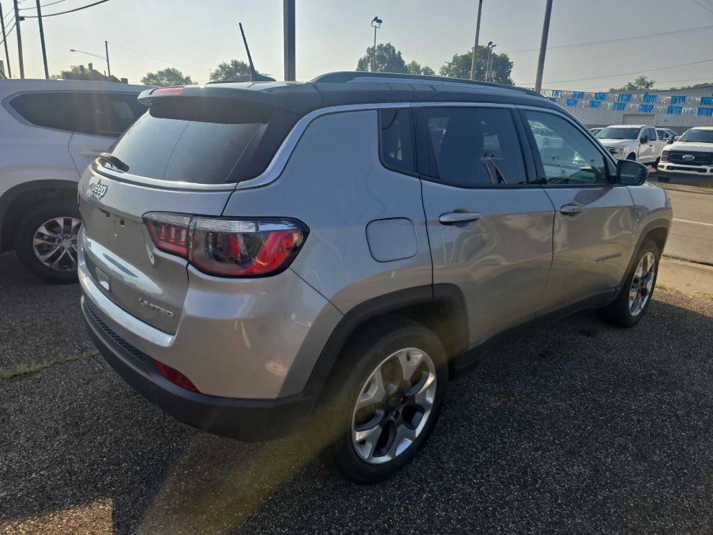 2022 Jeep Compass Image 5