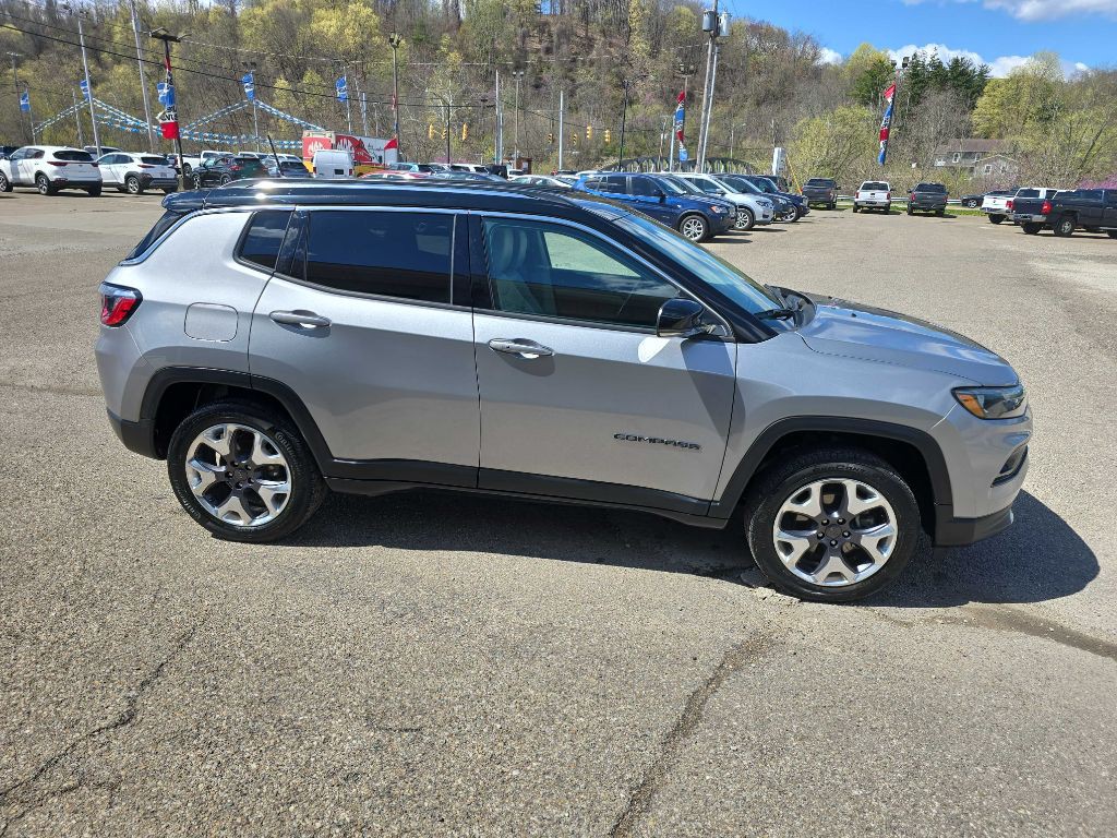 2022 Jeep Compass Image 4
