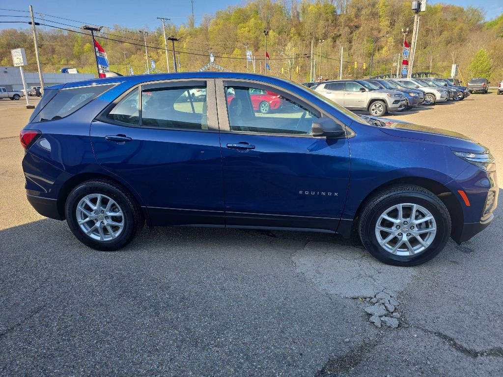 2023 Chevrolet Equinox Image 2