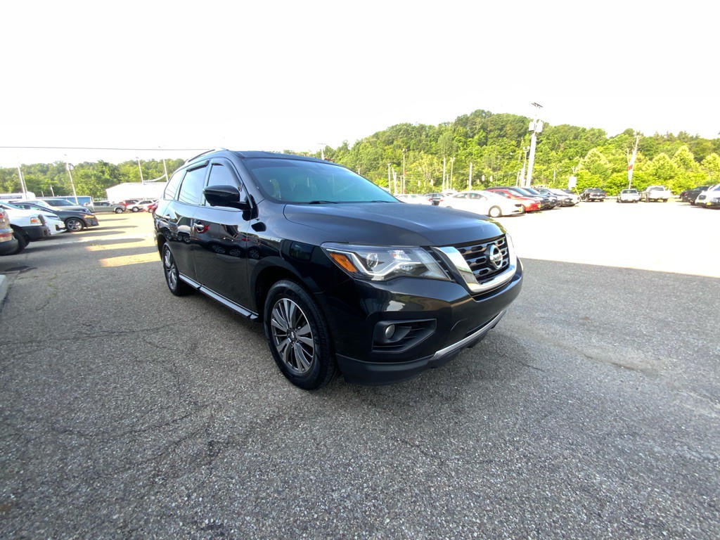 2019 Nissan Pathfinder Image 3