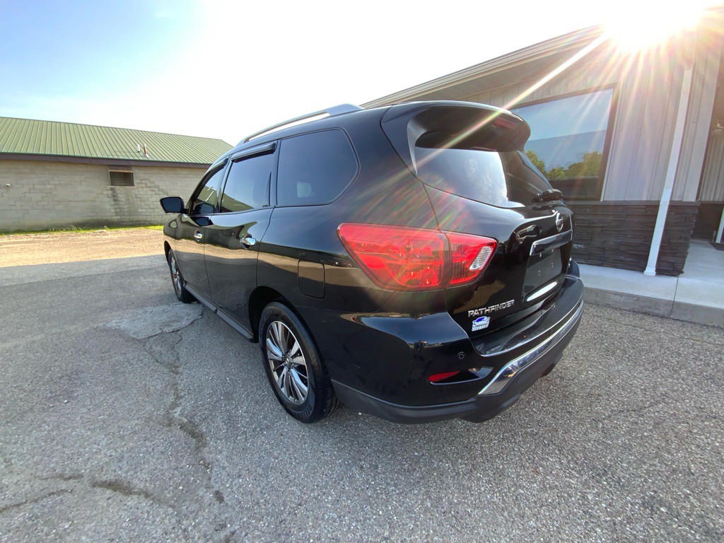 2019 Nissan Pathfinder Image 8