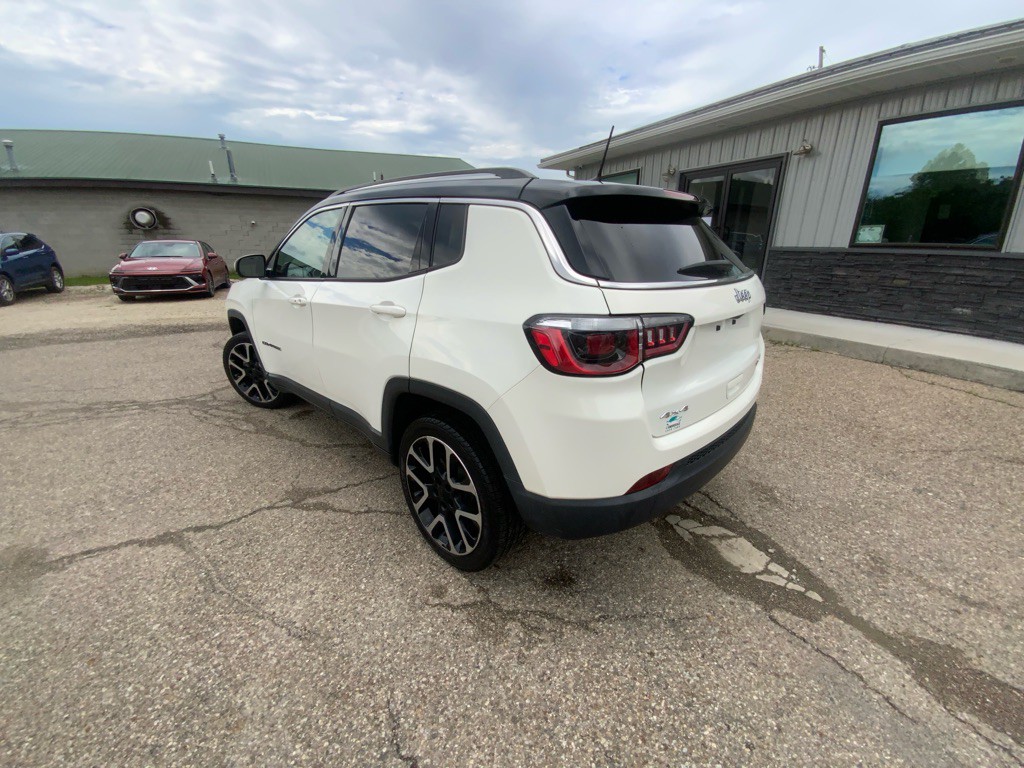 2019 Jeep Compass Image 8