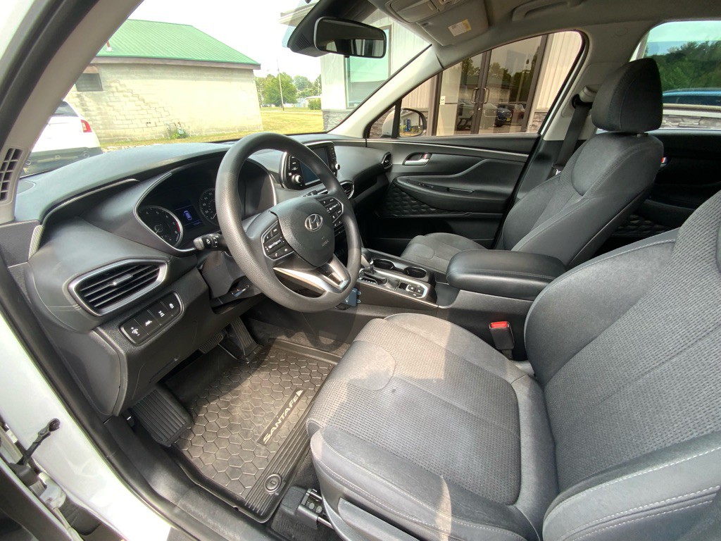 2020 Hyundai Santa Fe Image 25