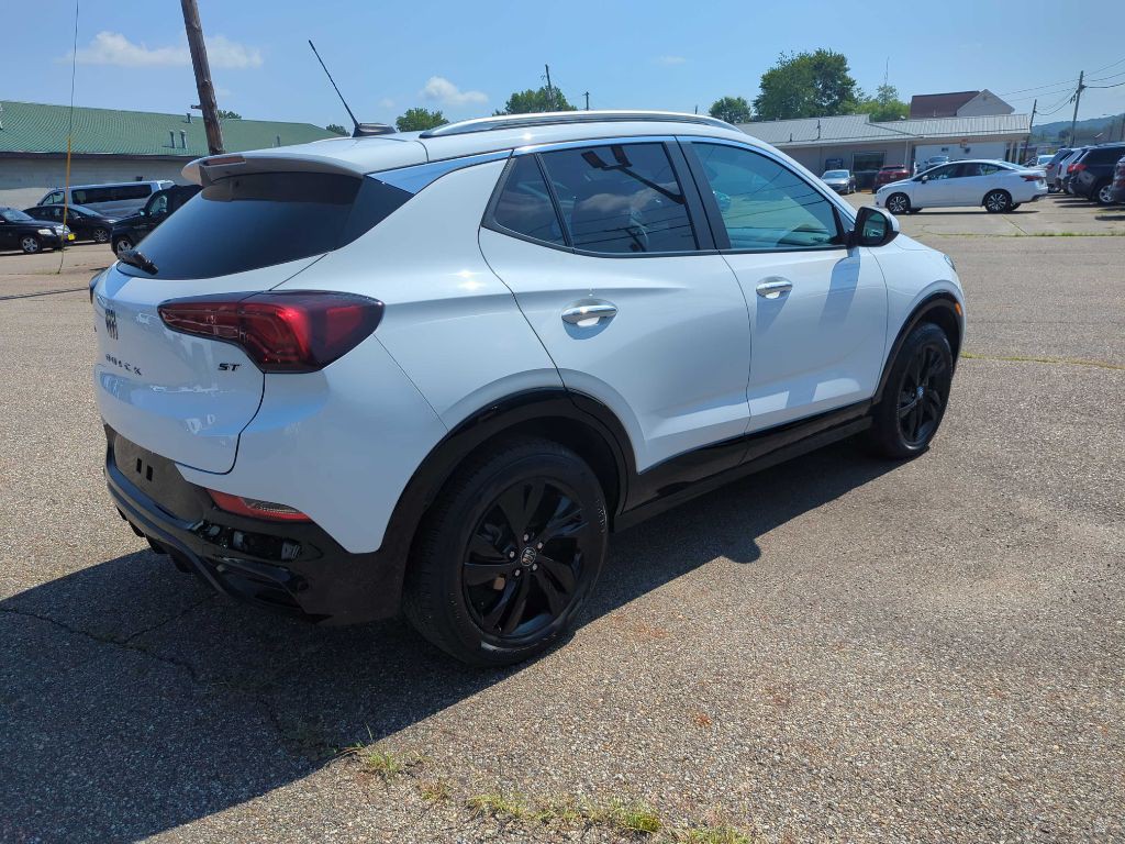 2024 Buick Enclave Image 1