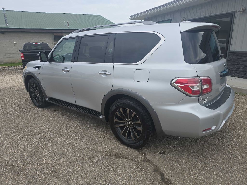 2017 Nissan Armada Image 5
