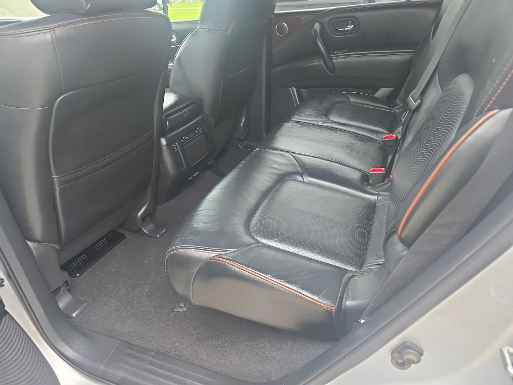2017 Nissan Armada Image 6