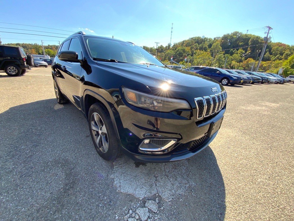 2019 Jeep Cherokee Image 3