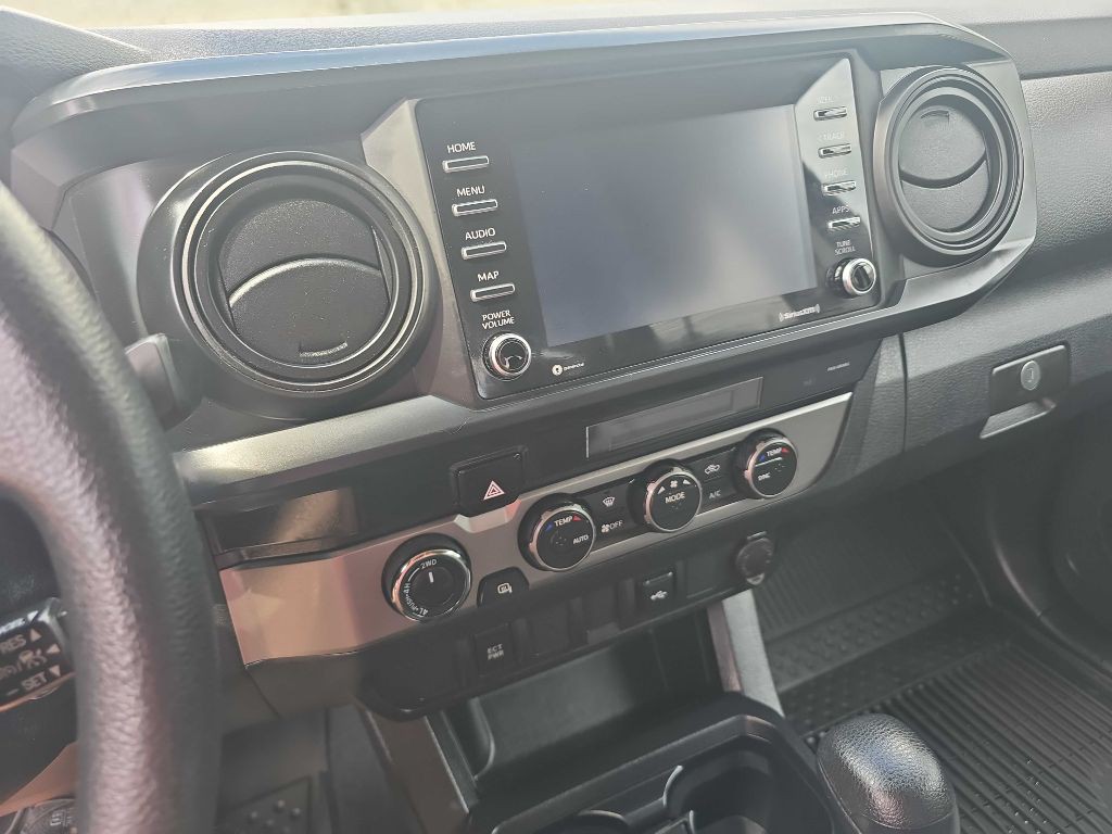 2022 Toyota Tacoma Image 14