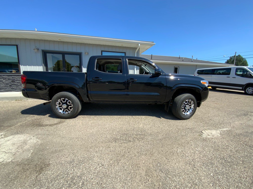 2022 Toyota Tacoma Image 21