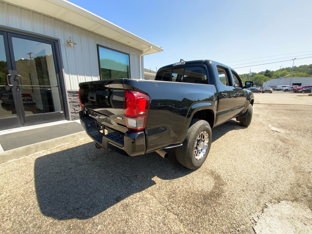 2022 Toyota Tacoma Image 22