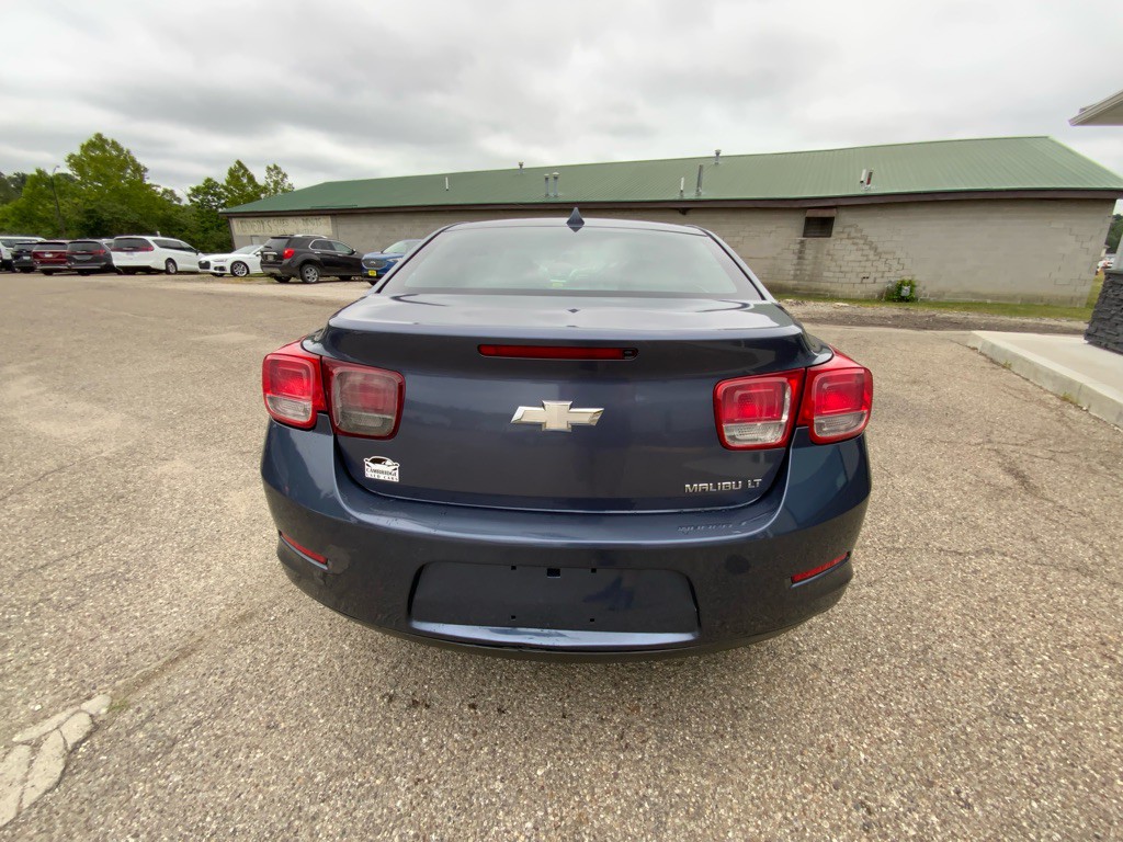 2013 Chevrolet Malibu Image 6