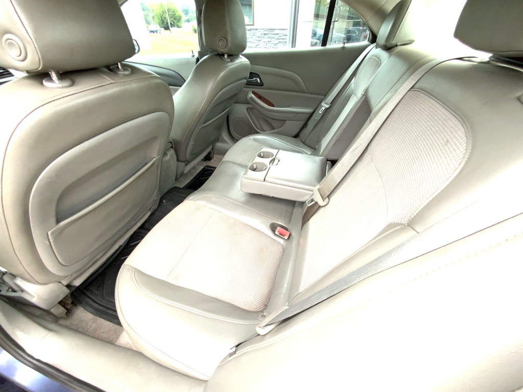 2013 Chevrolet Malibu Image 9