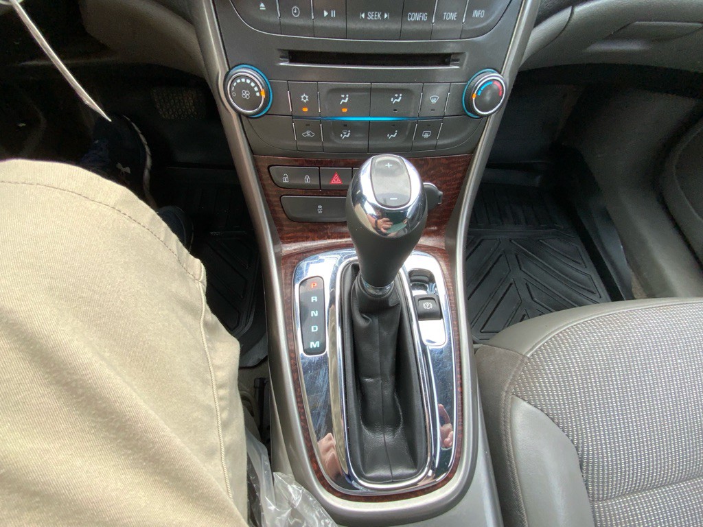 2013 Chevrolet Malibu Image 13