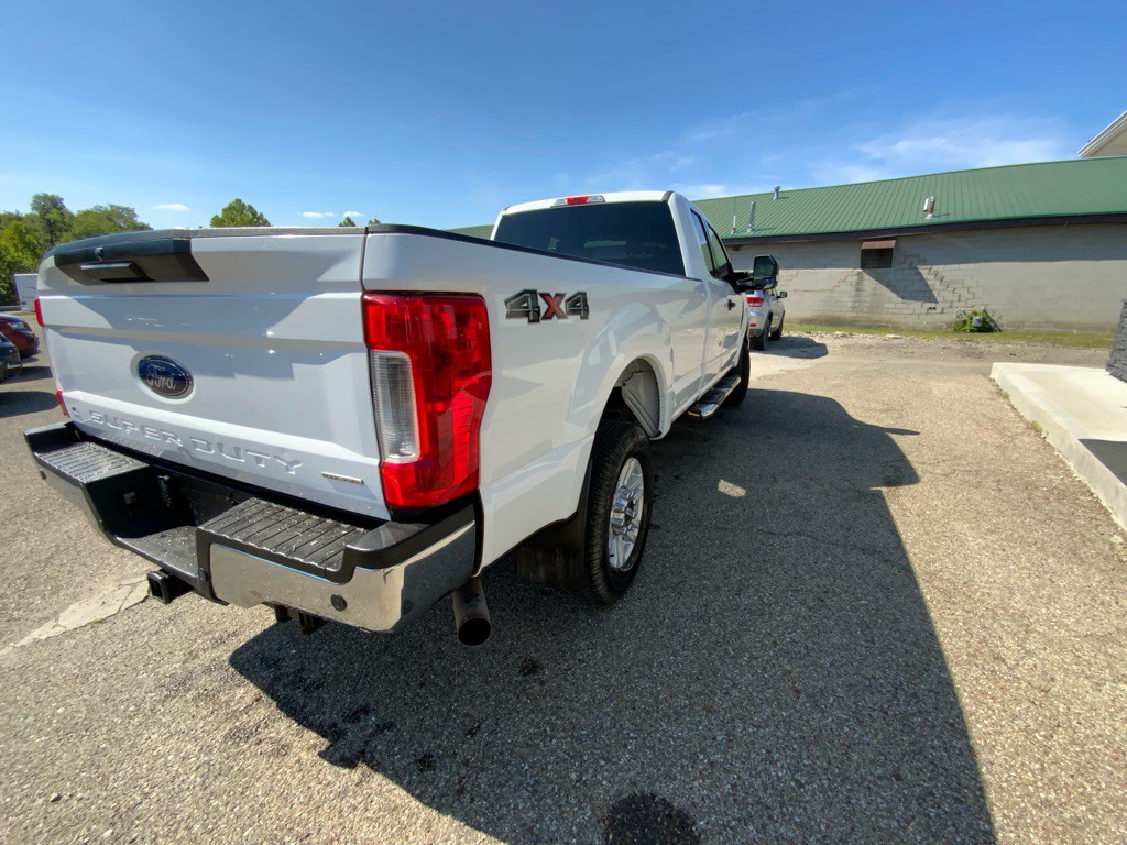 2017 Ford F-250 Image 5