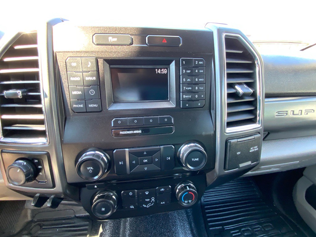 2017 Ford F-250 Image 12