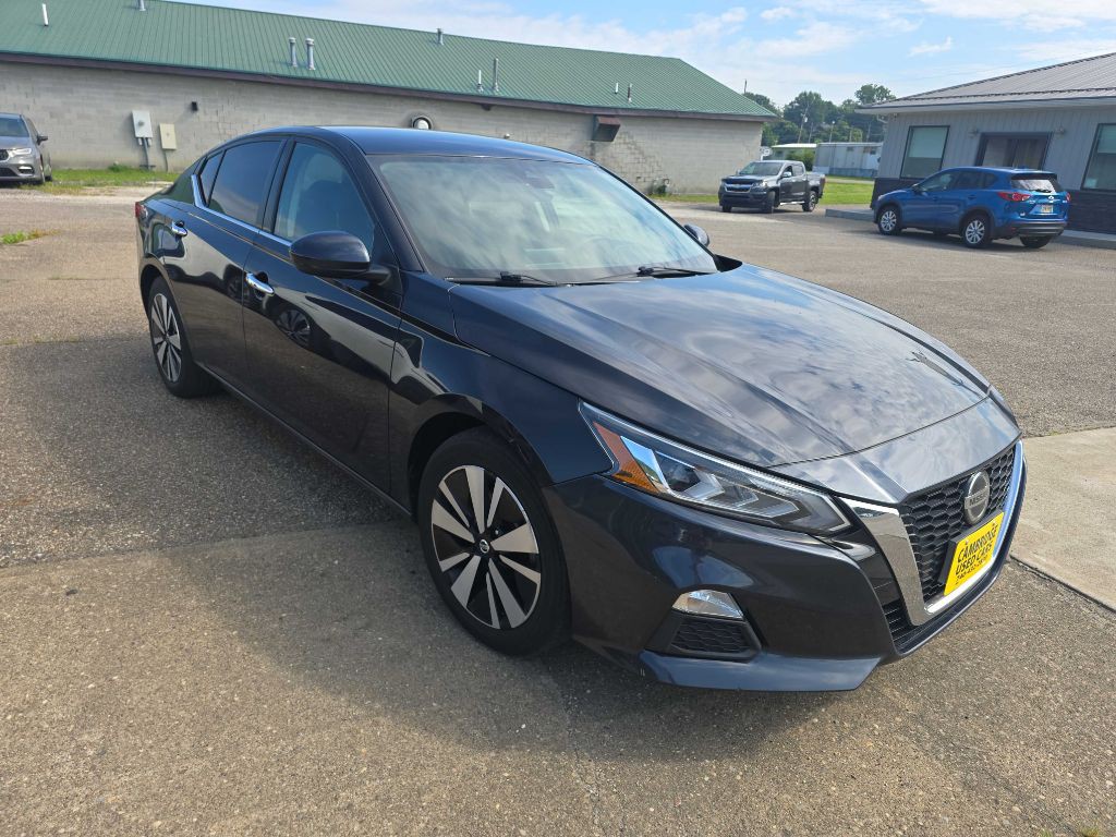 2021 Nissan Altima Image 5