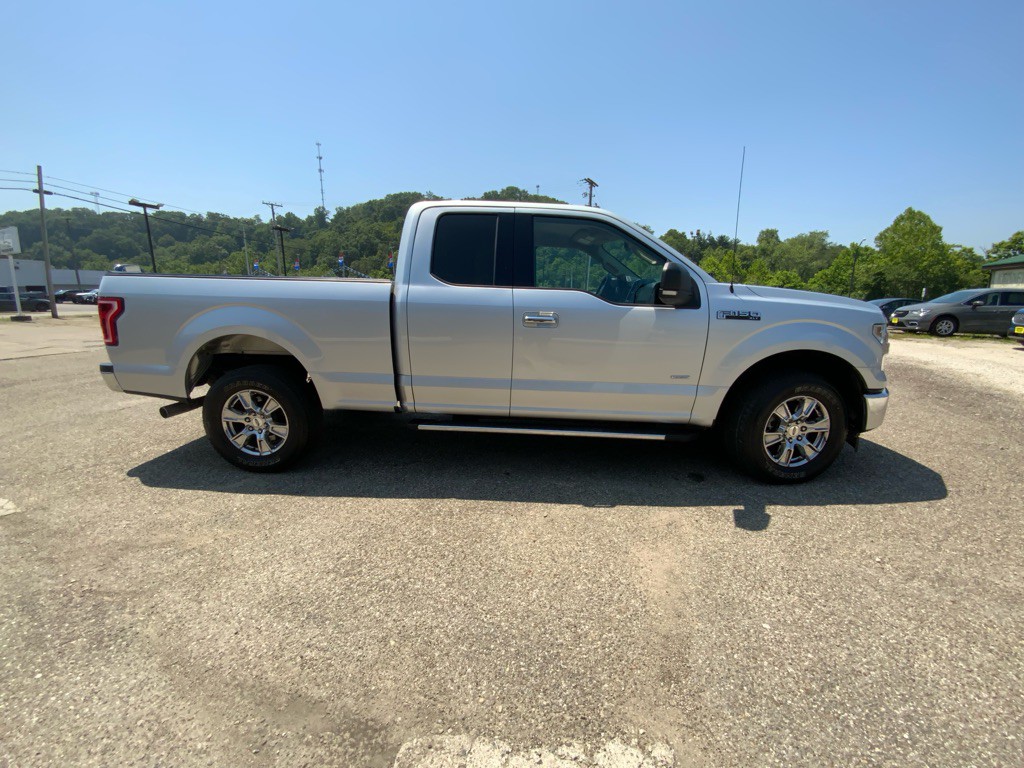 2017 Ford F-150 Image 4
