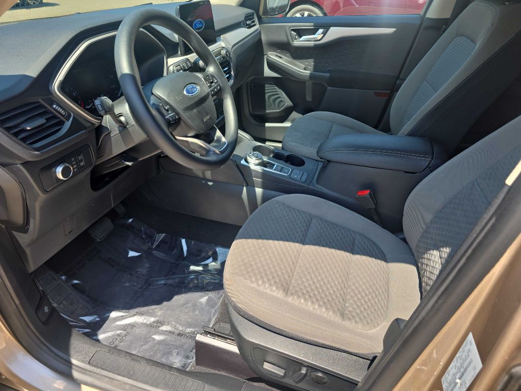 2020 Ford Escape Image 11