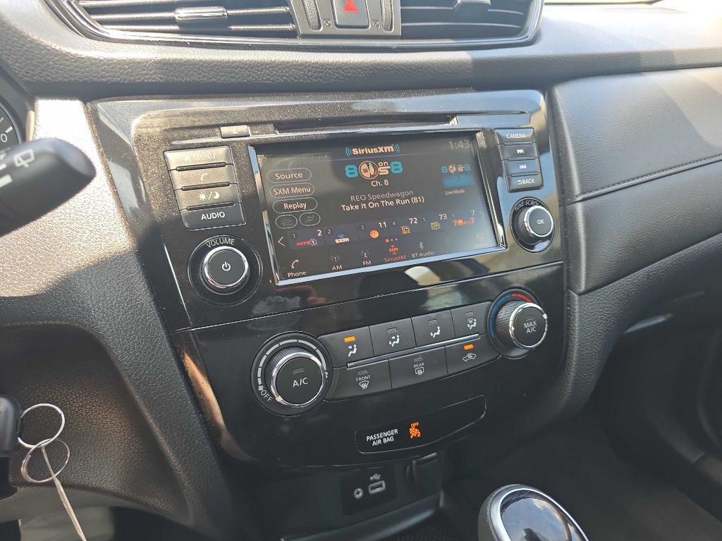 2020 Nissan Rogue Image 14