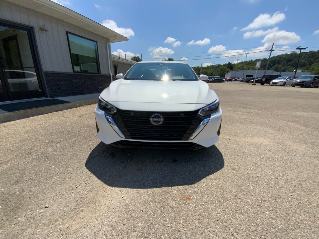 2024 Nissan Sentra Image 2