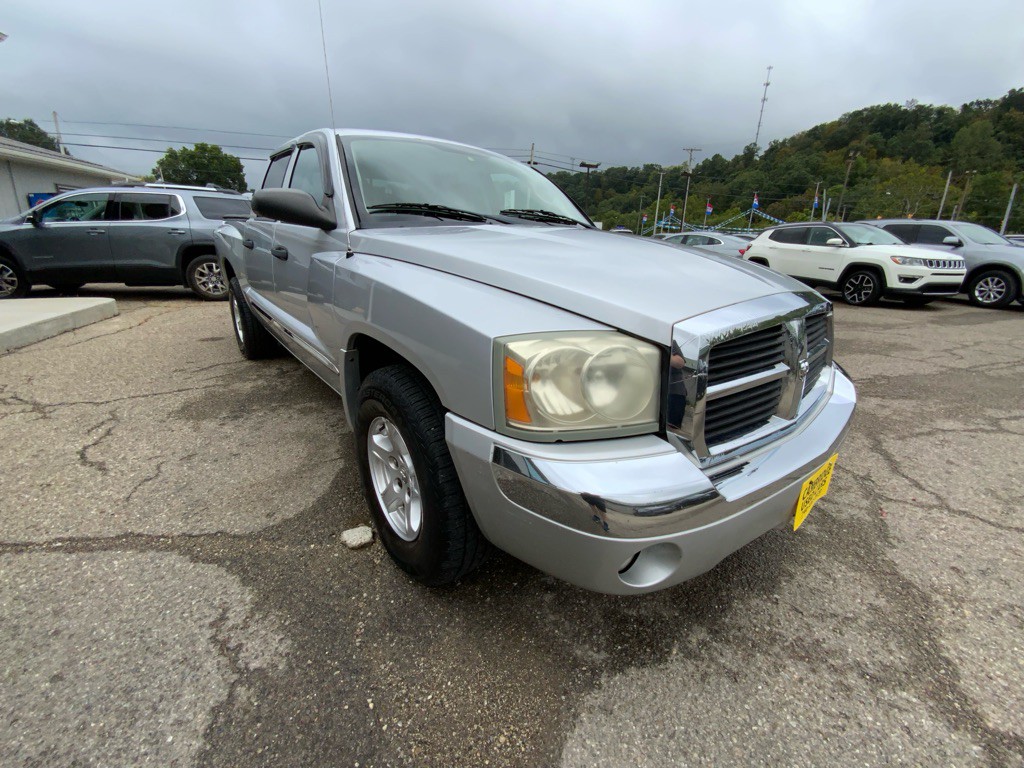 2007 Dodge Dakota Image 3