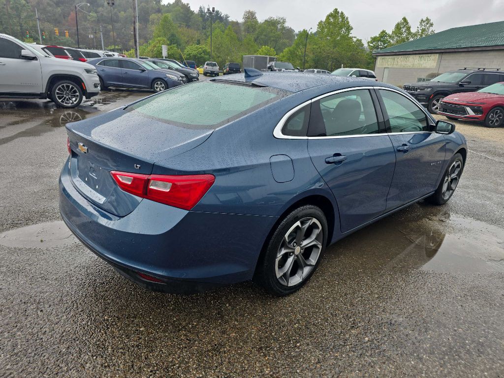 2024 Chevrolet Malibu Image 2