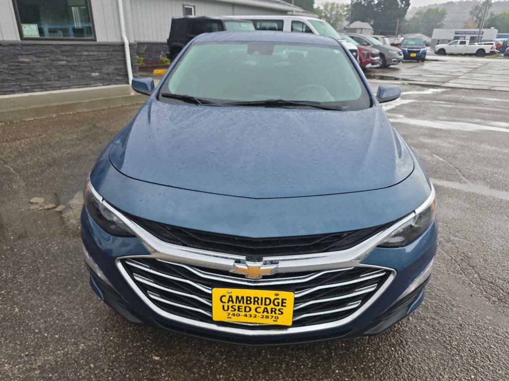 2024 Chevrolet Malibu Image 2