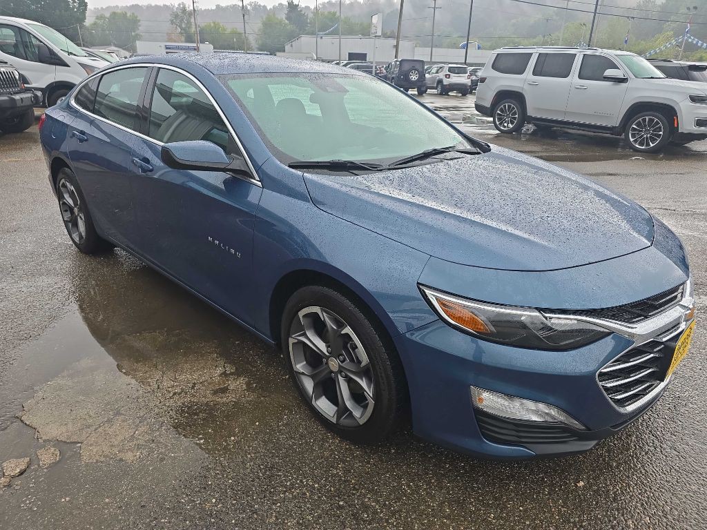2024 Chevrolet Malibu Image 3