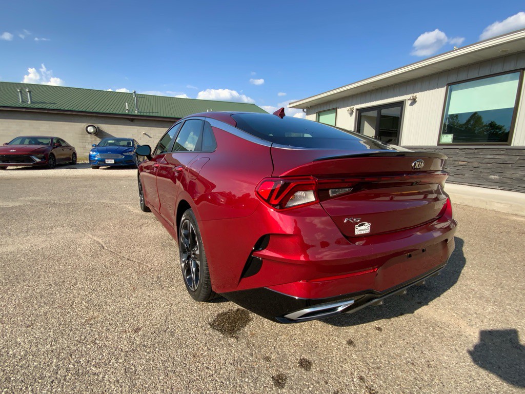 2021 Kia K5 Image 8