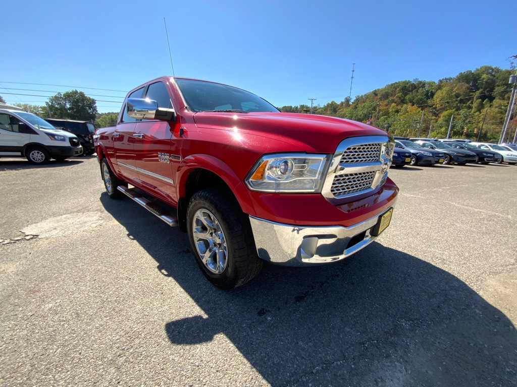 2015 RAM 1500 Image 3