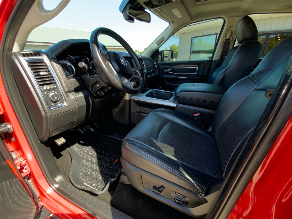 2015 RAM 1500 Image 12