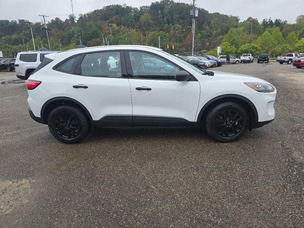 2022 Ford Escape Image 4