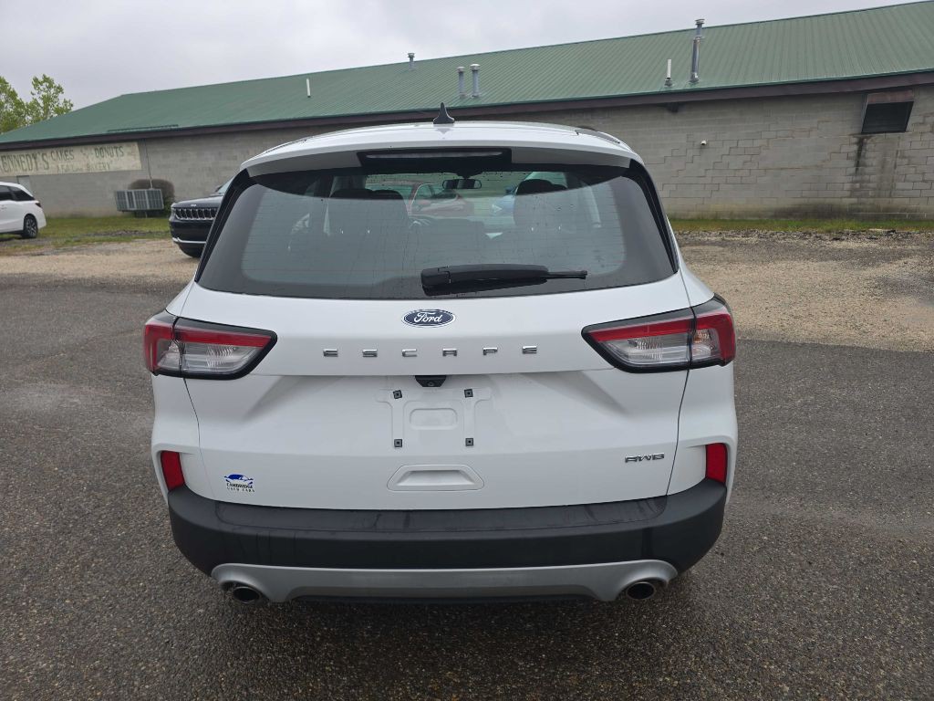 2022 Ford Escape Image 6