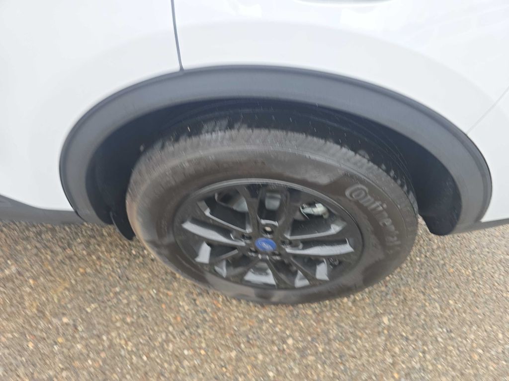 2022 Ford Escape Image 9