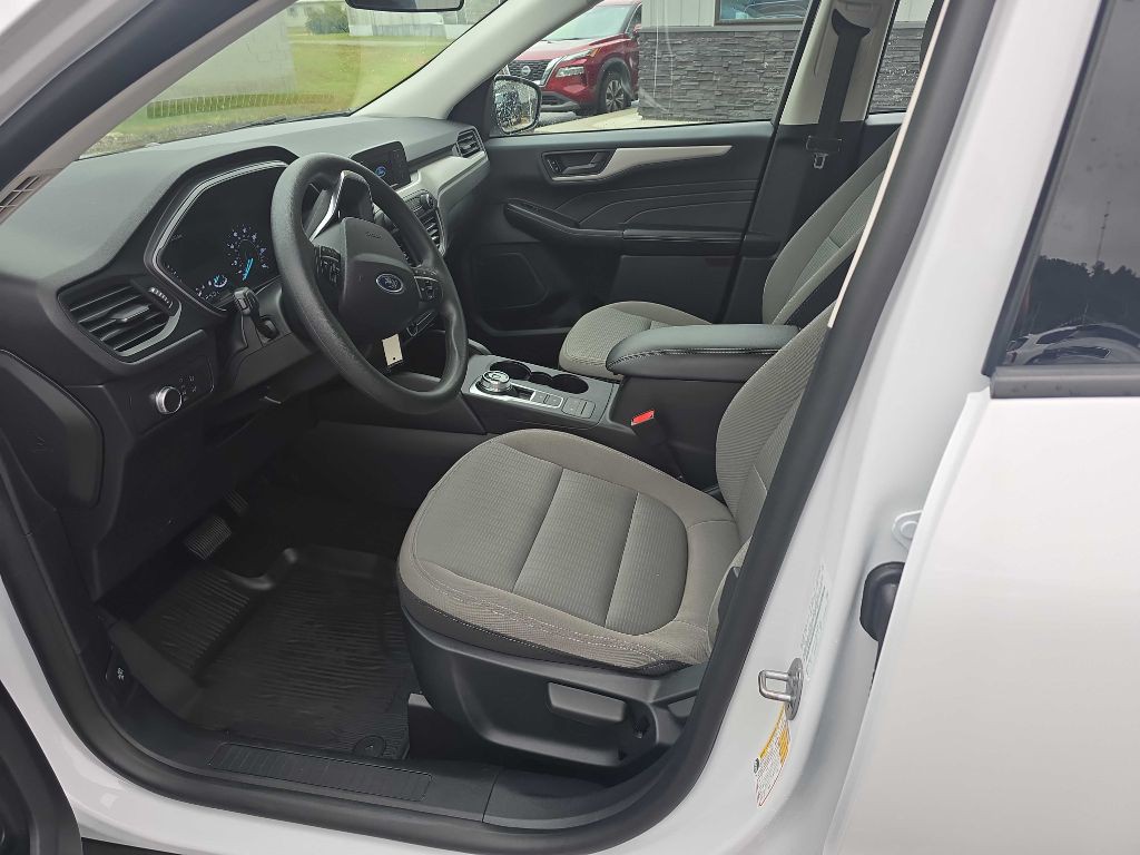 2022 Ford Escape Image 13