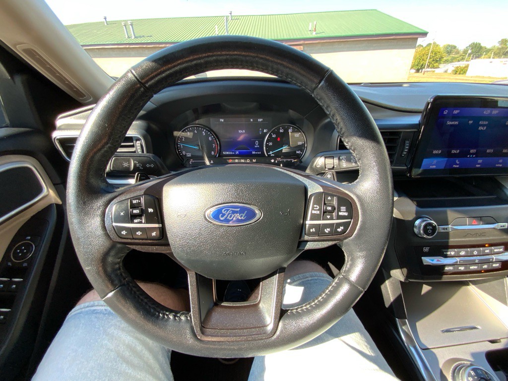 2020 Ford Explorer Image 15