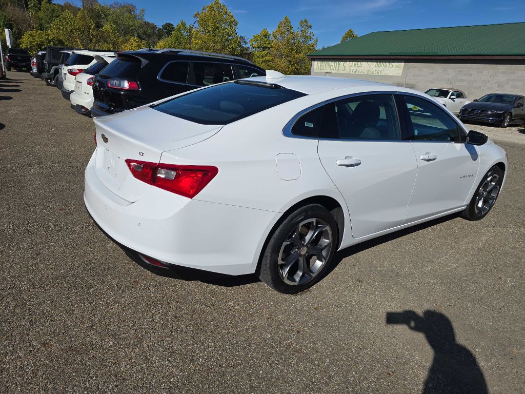 2024 Chevrolet Malibu Image 3