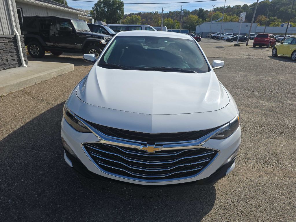 2024 Chevrolet Malibu Image 12