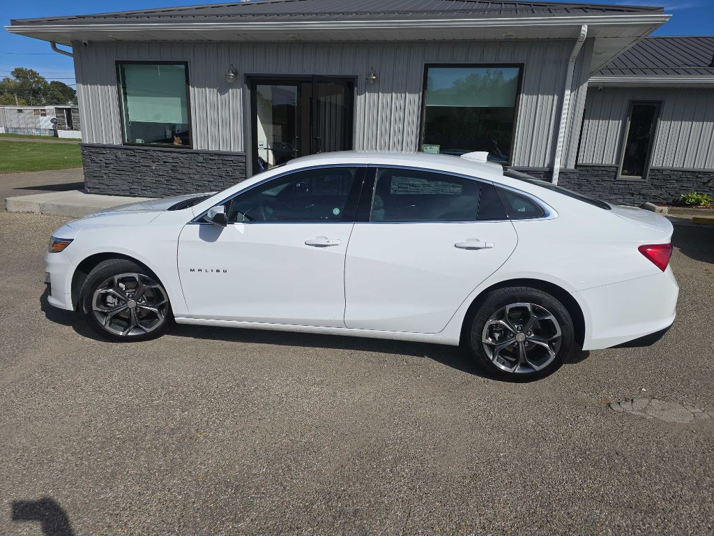 2024 Chevrolet Malibu Image 16