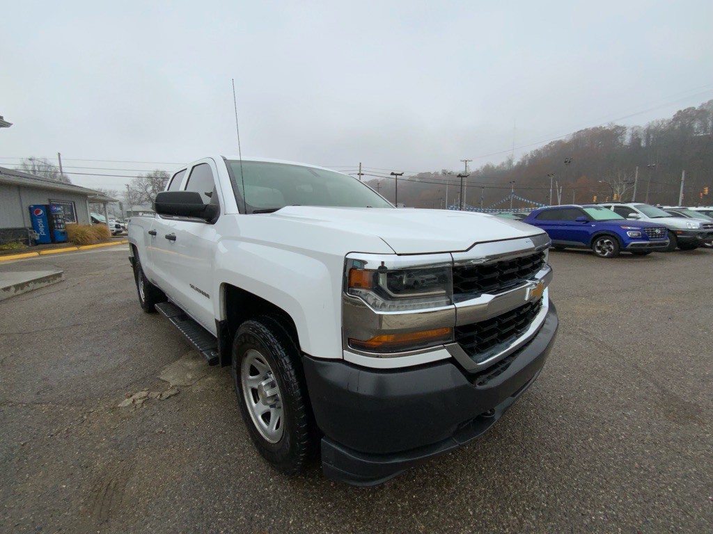 2018 Chevrolet Silverado 1500 Image 3