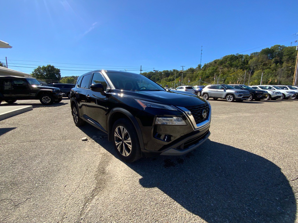 2022 Nissan Rogue Image 3