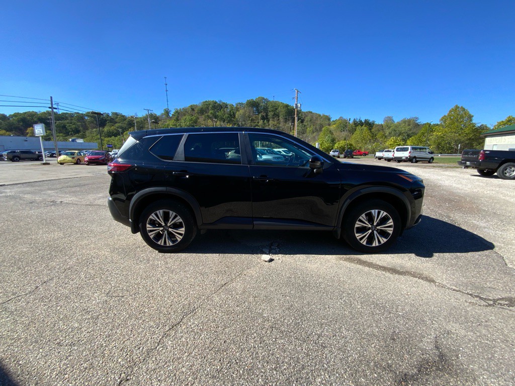 2022 Nissan Rogue Image 4