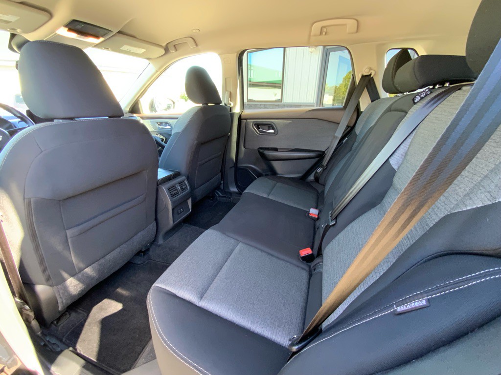 2022 Nissan Rogue Image 9