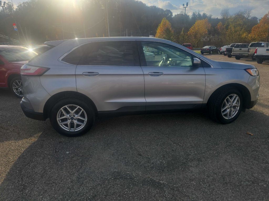 2022 Ford Edge Image 3