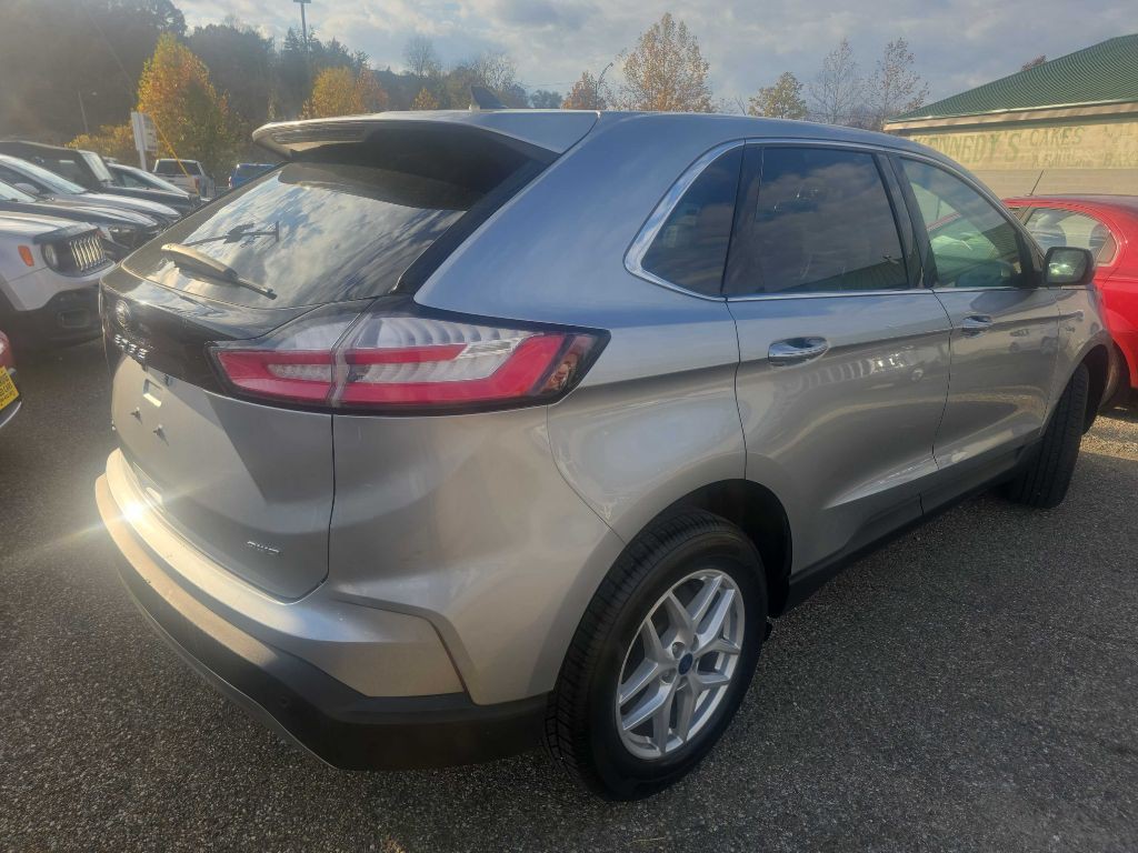 2022 Ford Edge Image 4