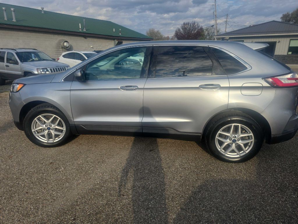 2022 Ford Edge Image 7